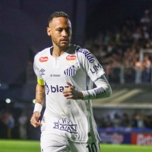 开云下载网址-记者：内马尔对参加世界杯始终保持乐观，因为他无需测试